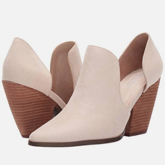 Charles by Charles David White Side Cut Out Bootie - Picture 2 of 6